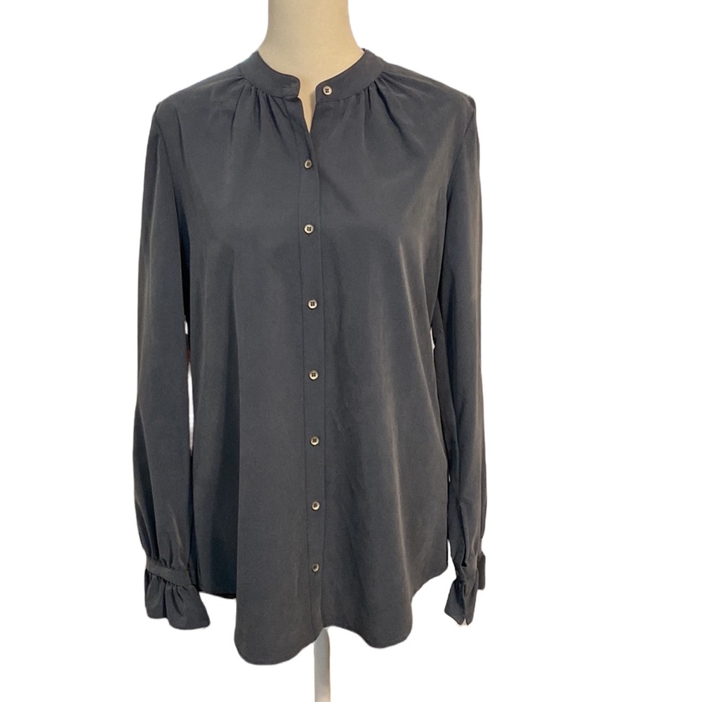 CREMIEUX button down Smokey gray blouse